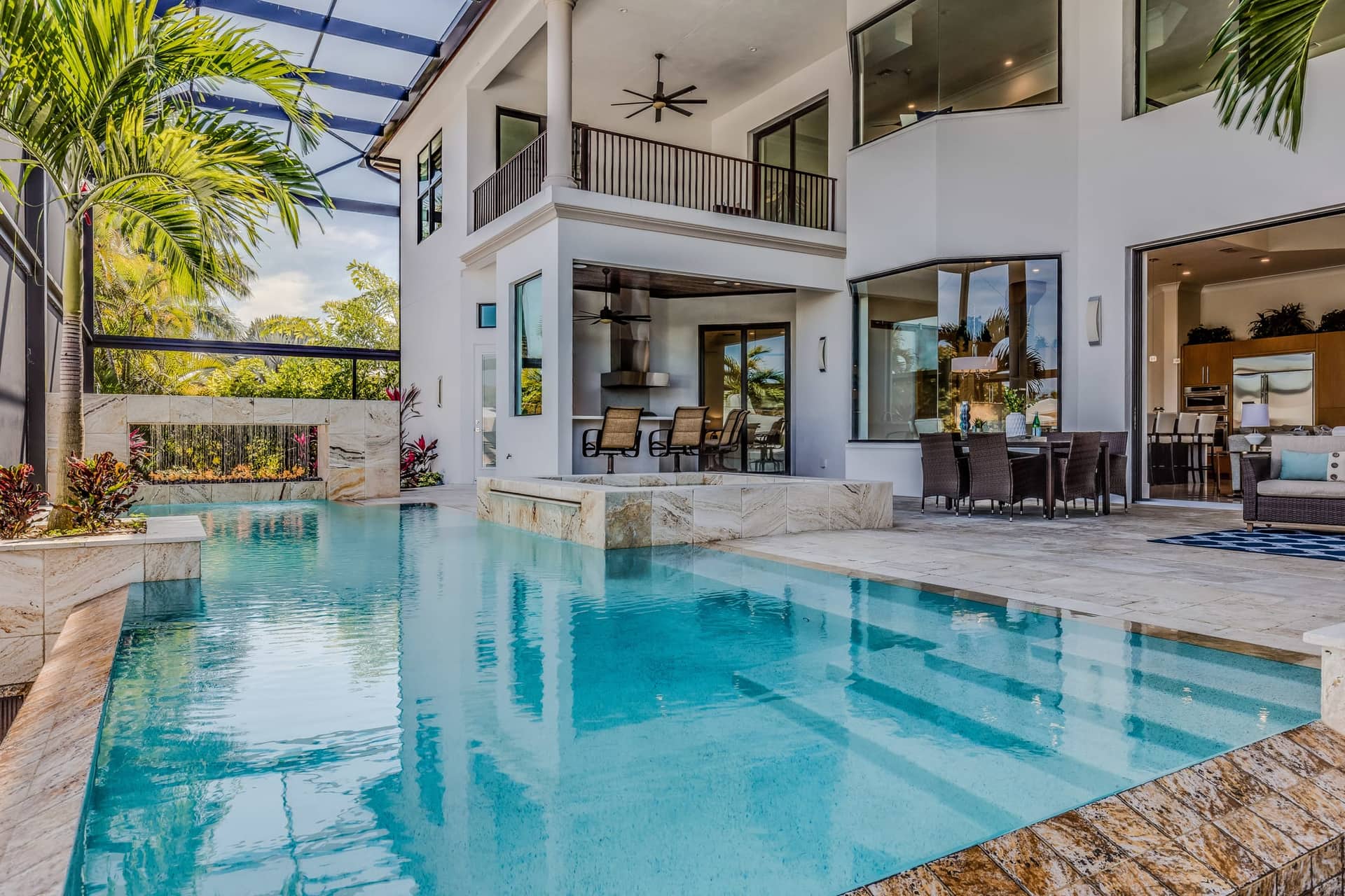 Pool Decking & Pavers